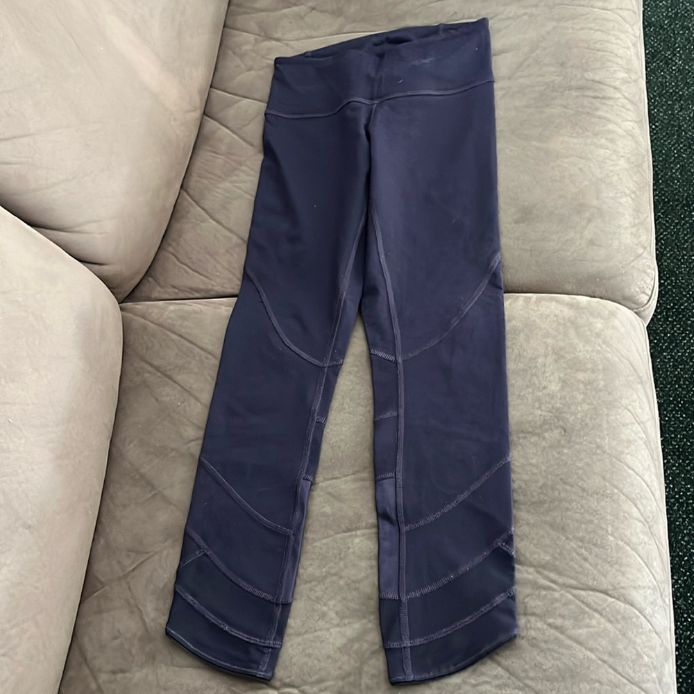 Lululemon size 2